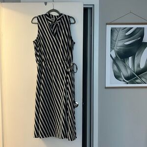Anne Klein black and white striped midi dress Size L